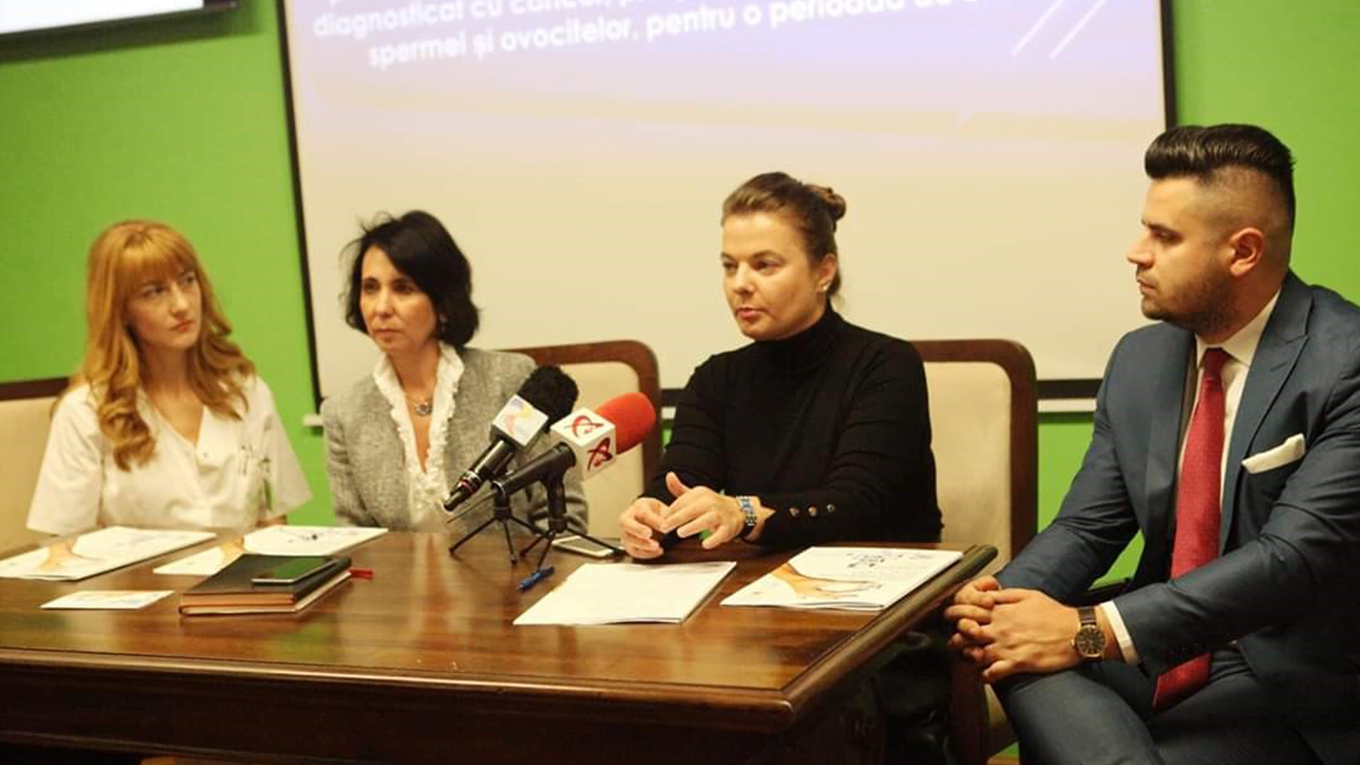 Ajutor pentru tinerii care au cancer și vor copii