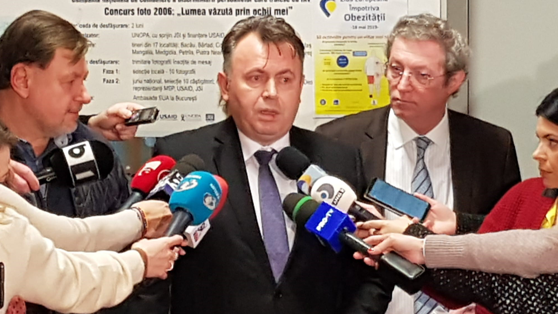 Dascălii ar putea trimite acasă copiii cu simptome de gripă!