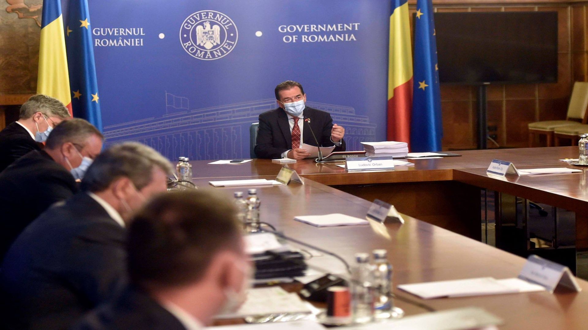 Măsurile pentru limitarea răspândirii COVID, prelungite până la sfârșitul anului